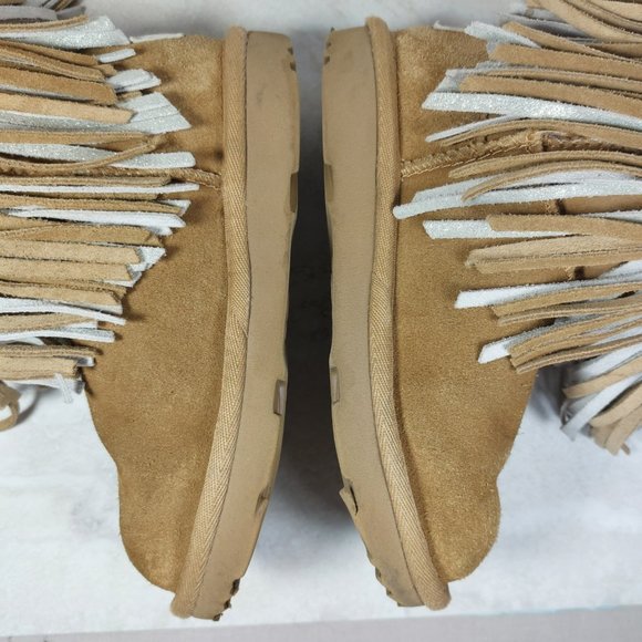 UGG Girls Classic Short ll Fringe Chestnut Suede Boot Youth Size 12 - Picture 10 of 14